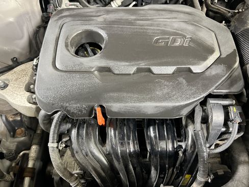 Used 2017 Hyundai Santa Fe Sport AWD/4WD image 27