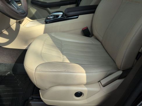 Used 2017 Mercedes-Benz GLE 350 image 18