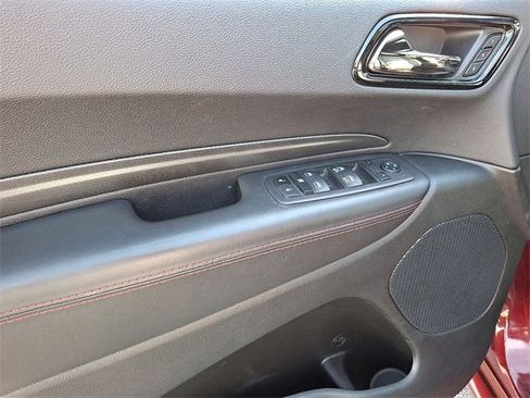 Used 2023 Dodge Durango GT image 13