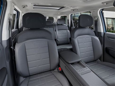 New 2026 Kia EV9 Land w/ Nightfall Edition Package image 16