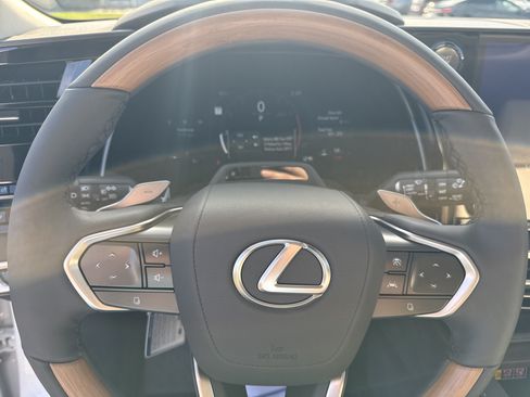 Used 2026 Lexus RX 350 Premium Plus w/ Convenience Package AWD/4WD image 27