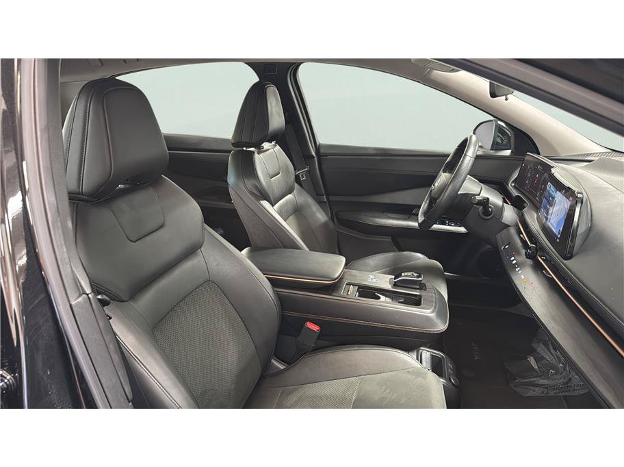 Used 2024 Nissan Ariya FWD image 26
