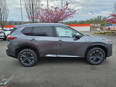 New 2026 Nissan Rogue Platinum w/ Platinum Premium Package AWD/4WD image 4
