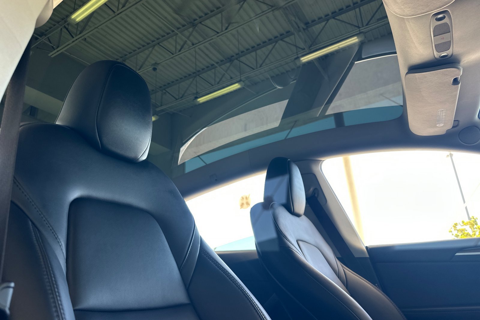 Used 2023 Tesla Model Y Performance AWD/4WD image 17