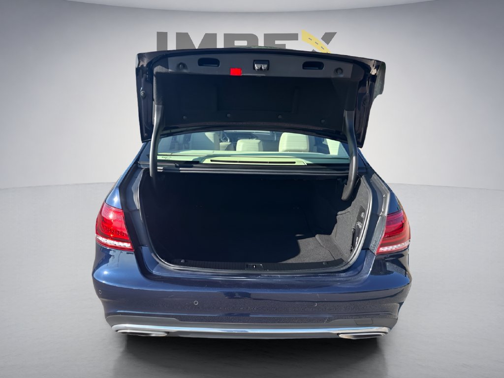 Used 2014 Mercedes-Benz E 350 4MATIC Sedan image 29