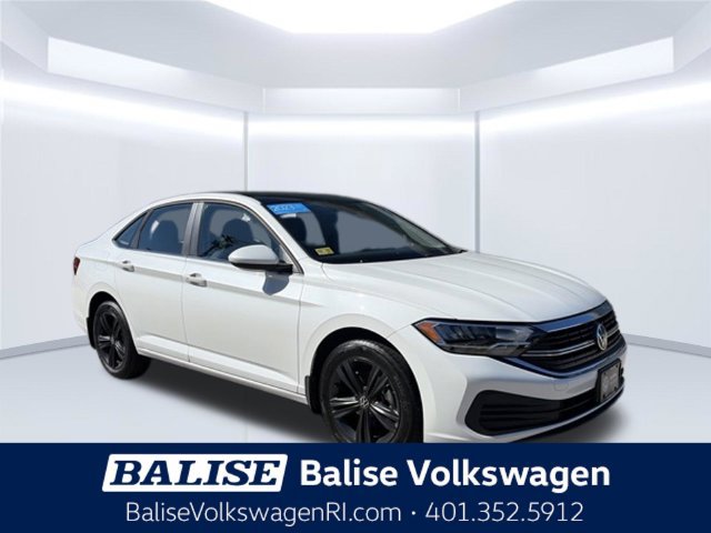 Certified 2023 Volkswagen Jetta SE w/ Panoramic Sunroof Package FWD 360° Tour