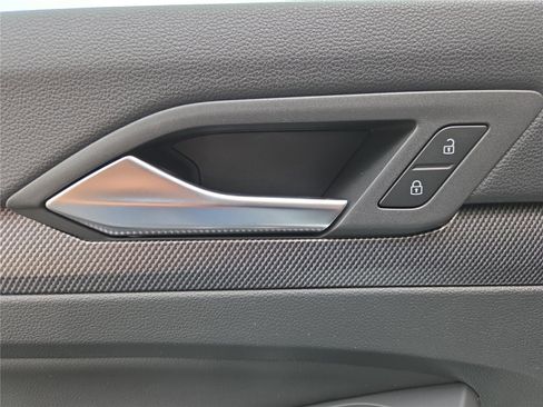 New 2025 Volkswagen GTI SE image 12