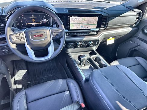 New 2026 GMC Sierra 1500 SLT image 20