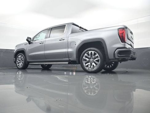 Used 2023 GMC Sierra 1500 Denali w/ Denali Reserve Package AWD/4WD image 27