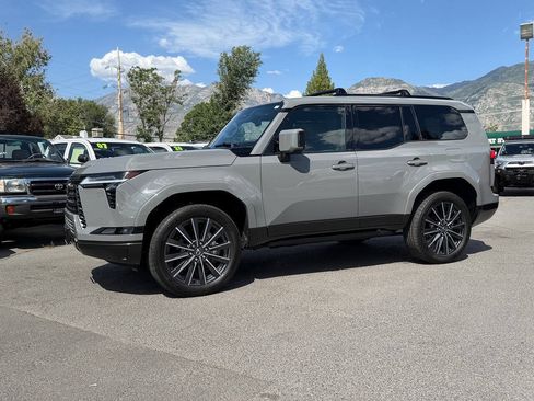 Used 2024 Lexus GX 550 w/ Cold Area Package AWD/4WD image 1