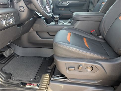 New 2026 GMC Sierra 1500 AT4 w/ AT4 Premium Package AWD/4WD image 11
