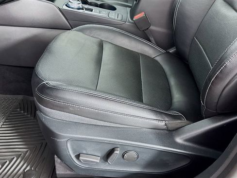 Used 2020 Ford Escape Titanium w/ Titanium Premium Package 2.0 image 26