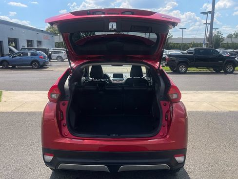 Used 2018 Mitsubishi Eclipse Cross SEL AWD/4WD image 17