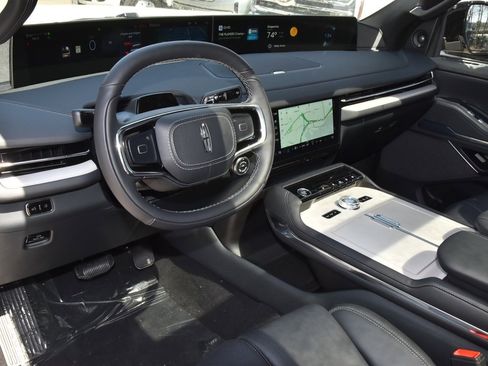 New 2025 Lincoln Navigator L Reserve w/ Jet Appearance Package AWD/4WD image 44