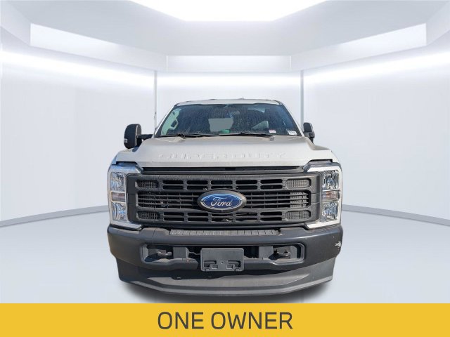 Used 2023 Ford F350 XL w/ 360-Degree Camera Package AWD/4WD image 3