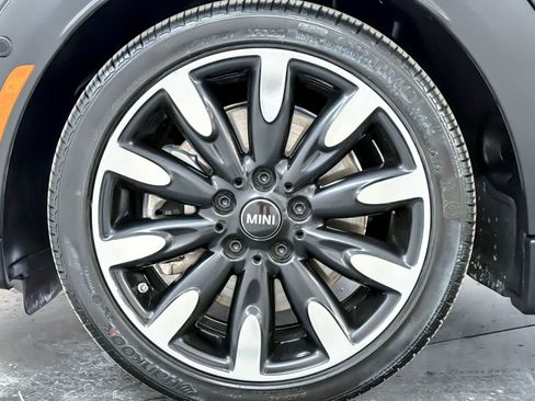 Used 2023 MINI Cooper S w/ Driver Assistance Package FWD image 27