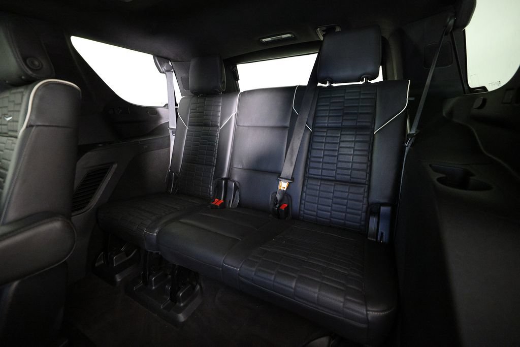 Used 2022 Cadillac Escalade Sport Platinum w/ Heavy-Duty Trailer Package AWD/4WD image 15