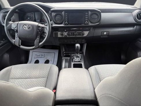 Used 2022 Toyota Tacoma SR image 8