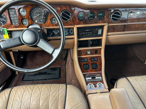 Used 1986 Rolls-Royce Corniche image 5