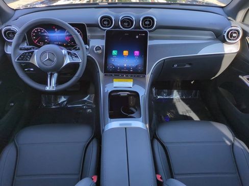 Used 2026 Mercedes-Benz GLC 300 image 15