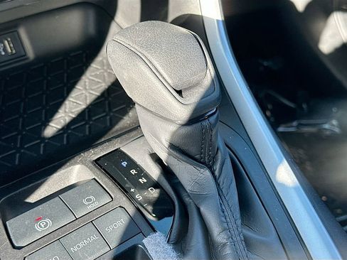 Used 2023 Toyota RAV4 XLE w/ Convenience Package image 16