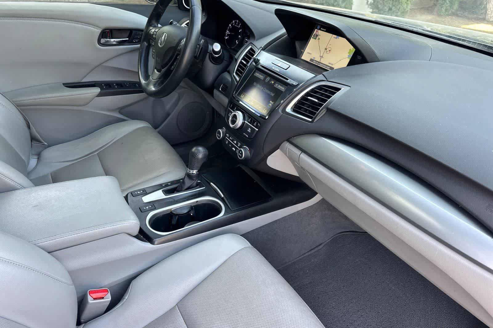 Used 2016 Acura RDX w/ Tech & AcuraWatch Plus Pack FWD image 18