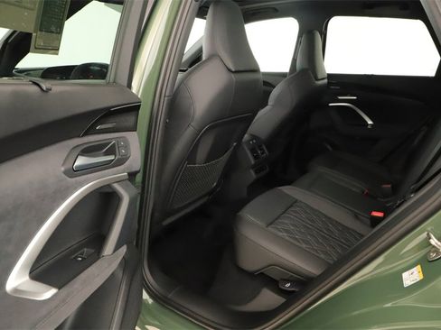 New 2025 Audi SQ5 Prestige image 26