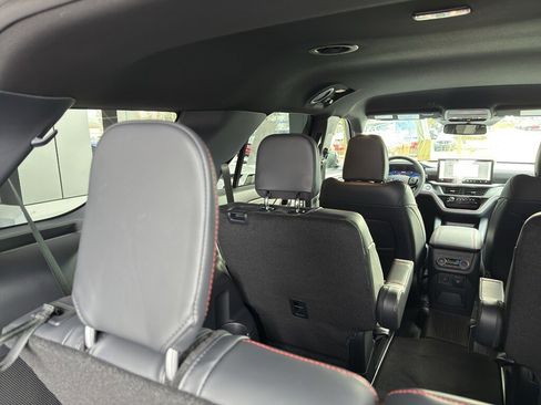 New 2026 Ford Explorer ST image 9