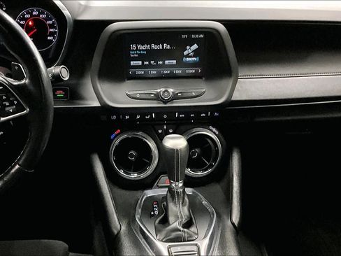 Used 2017 Chevrolet Camaro LT RWD image 6