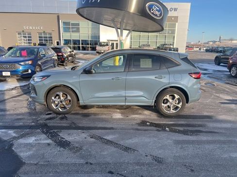 Used 2023 Ford Escape ST-Line w/ Tech Pack #1 image 8
