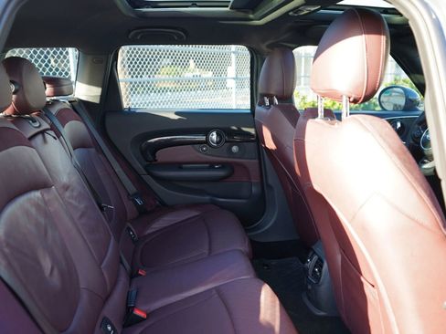 Used 2017 MINI Cooper Clubman S image 18