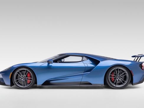 Used 2019 Ford GT RWD image 1