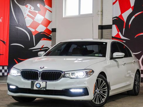 Used 2017 BMW 530i xDrive AWD/4WD image 1