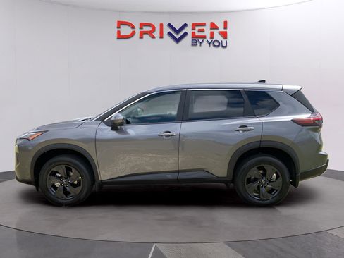 New 2026 Nissan Rogue SV image 2