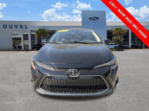 Used 2025 Toyota Corolla LE image 9