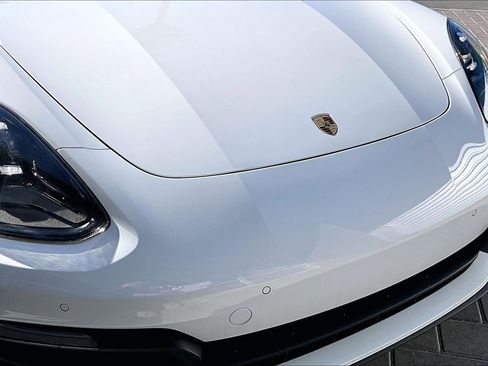 Used 2022 Porsche Panamera image 30
