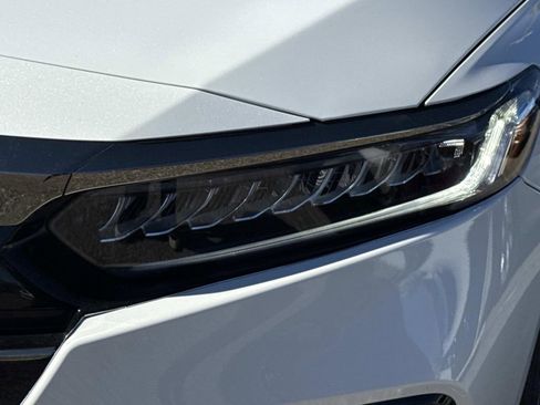 Used 2022 Honda Accord Sport image 10
