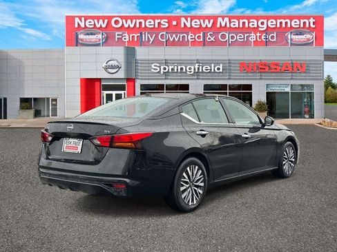 Certified 2023 Nissan Altima 2.5 SV image 5