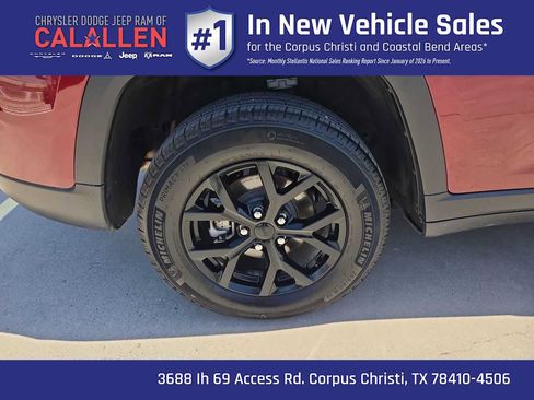 Certified 2026 Jeep Grand Cherokee Altitude AWD/4WD image 16