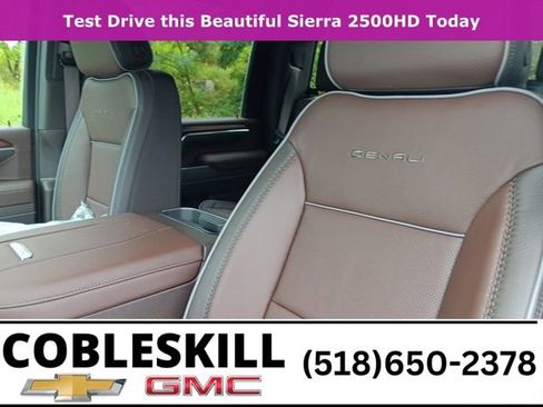 New 2025 GMC Sierra 2500 Denali w/ Denali Reserve Package image 13