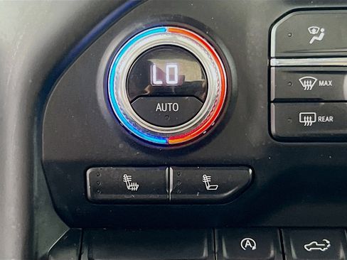 Used 2020 GMC Sierra 1500 SLT image 21