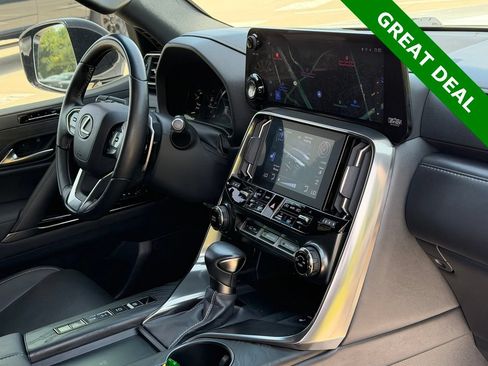 Used 2024 Lexus LX 600 4WD w/ Appearance Package image 41