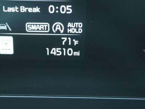 Certified 2024 Kia Sportage LX image 28