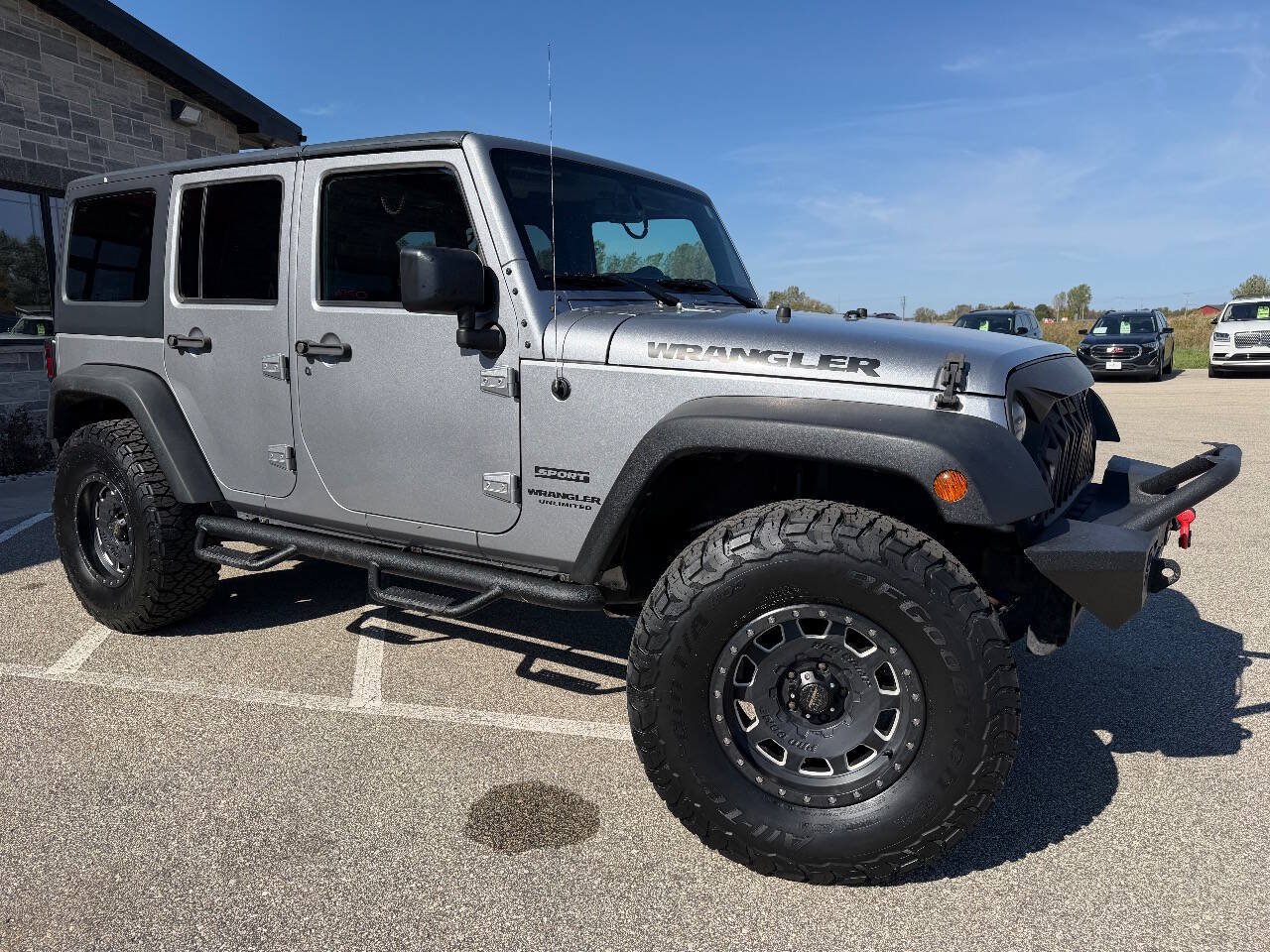 Used 2016 Jeep Wrangler Unlimited Sport w/ Quick Order Package 23S AWD/4WD image 4