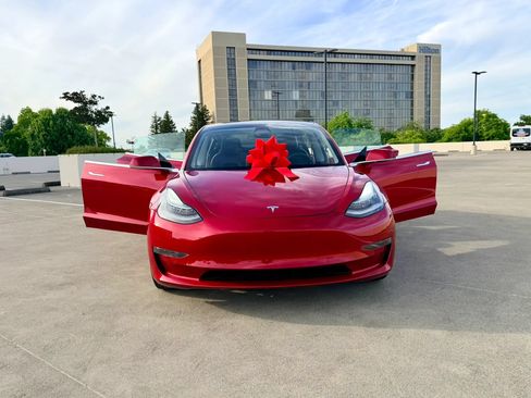 Used 2020 Tesla Model 3 Standard Range Plus RWD image 39