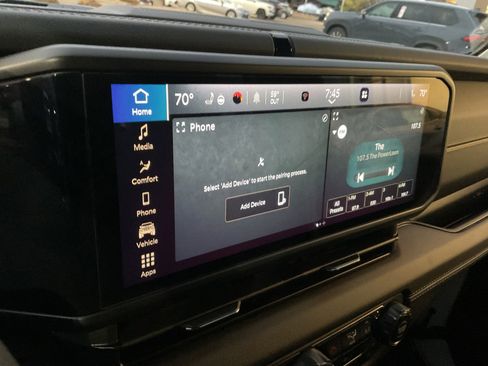 Used 2024 Jeep Wrangler Sahara image 27