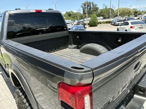 Used 2025 Ford F250 Lariat w/ Lariat Ultimate Package AWD/4WD image 10