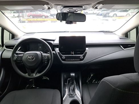Used 2023 Toyota Corolla LE image 18