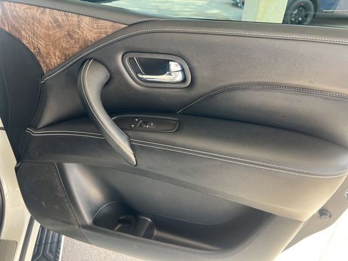 Used 2022 INFINITI QX80 Premium Select w/ Cargo Package image 23
