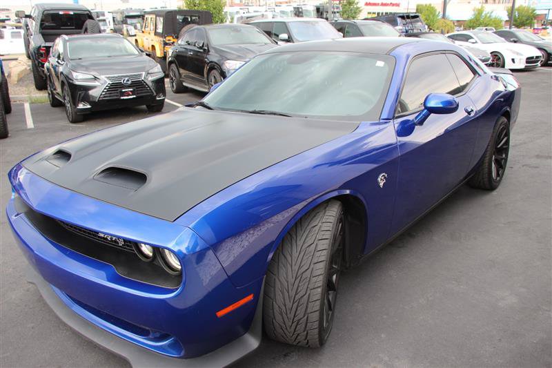 Used 2019 Dodge Challenger SRT Hellcat RWD image 4